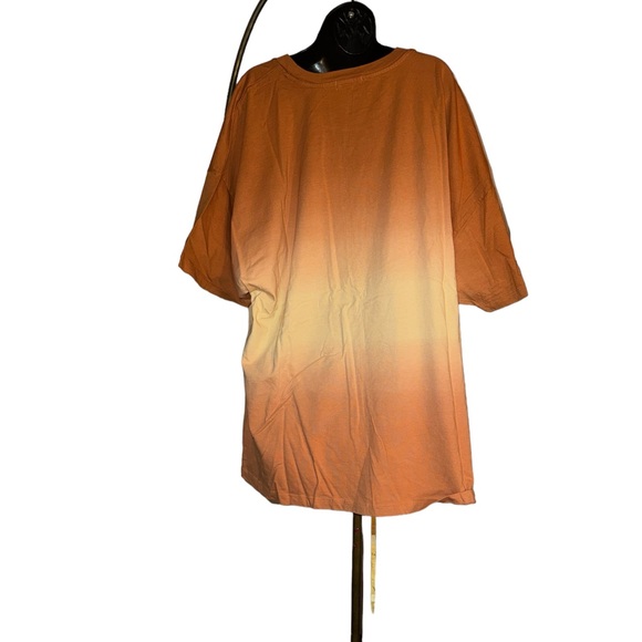 Zenana Oversized Boyfriend Dip Dye Tee - Size 2X - Picture 3 of 7